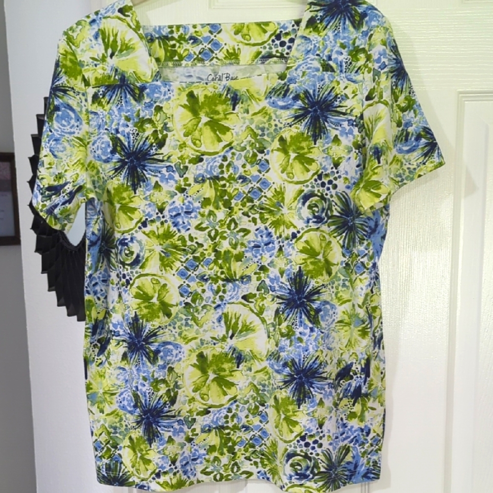 ♥️$5 Deal Coral Bay Colorful Floral Women's Short Sleeve Top Size PL
